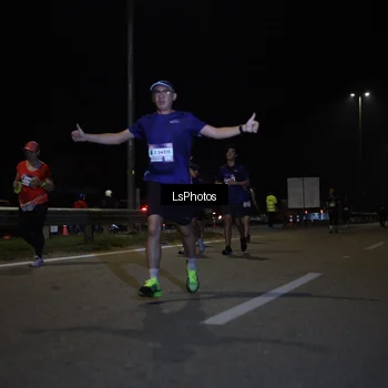 Runner Photo 7356090