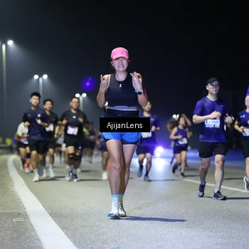 Runner Photo 7356151