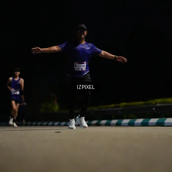 Runner Photo 7356157