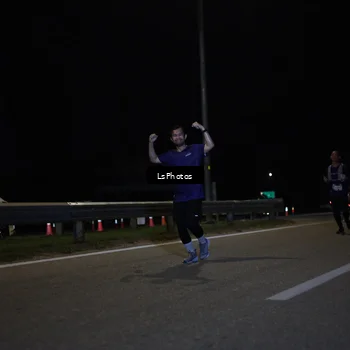 Runner Photo 7356162