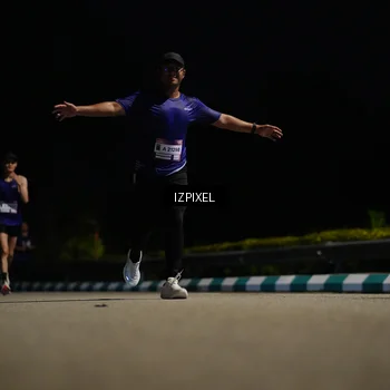 Runner Photo 7356235
