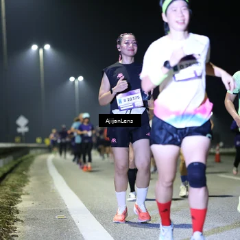 Runner Photo 7356250