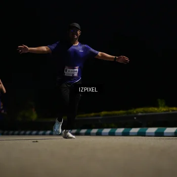 Runner Photo 7356257