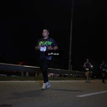 Runner Photo 7356258