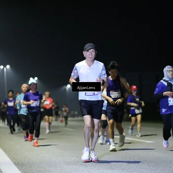 Runner Photo 7356277