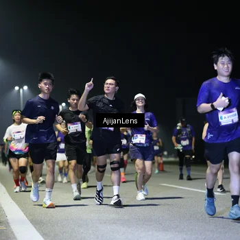 Runner Photo 7356311