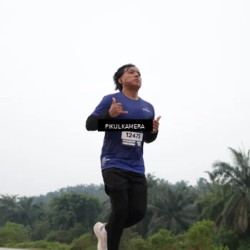 Runner Photo 7356342