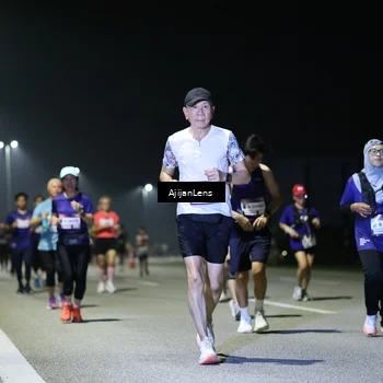 Runner Photo 7356363