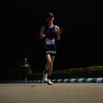 Runner Photo 7356393