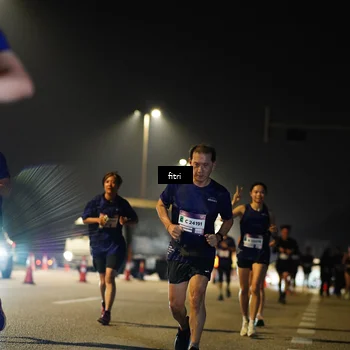 Runner Photo 7356411