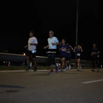 Runner Photo 7356413
