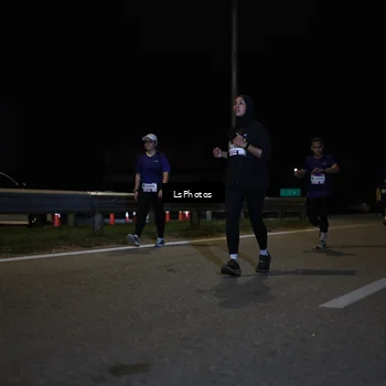 Runner Photo 7356445