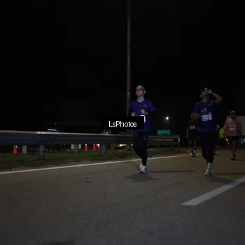 Runner Photo 7356454