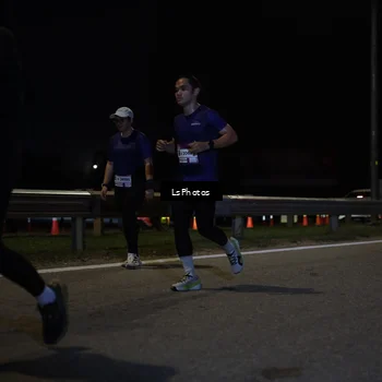 Runner Photo 7356459
