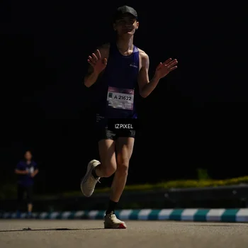 Runner Photo 7356483