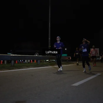 Runner Photo 7356486