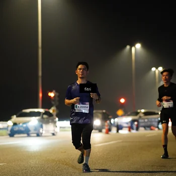 Runner Photo 7356493