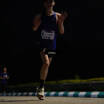Runner Photo 7356542