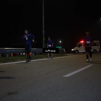 Runner Photo 7356554