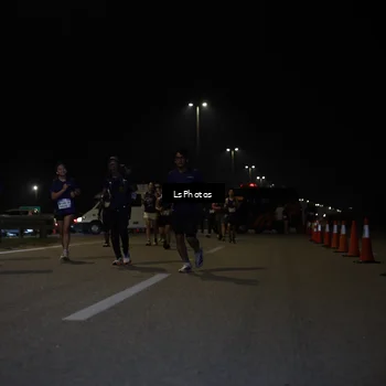 Runner Photo 7356574