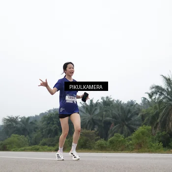 Runner Photo 7356617