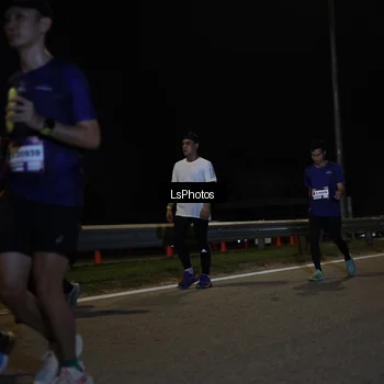 Runner Photo 7356623