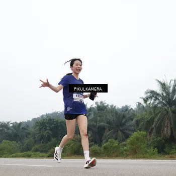 Runner Photo 7356639