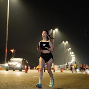 Runner Photo 7356641