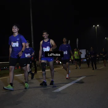 Runner Photo 7356642