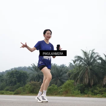 Runner Photo 7356665