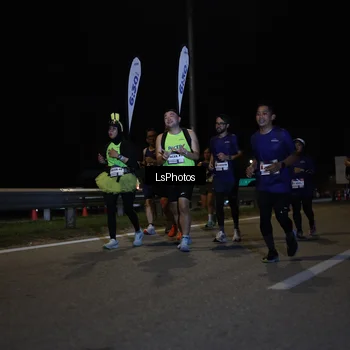 Runner Photo 7356668