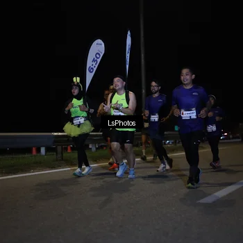 Runner Photo 7356673