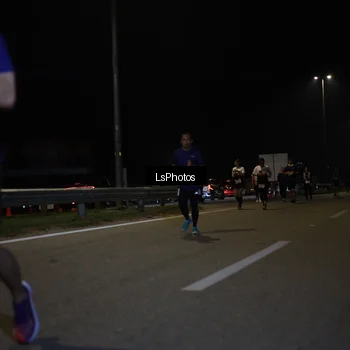 Runner Photo 7356675