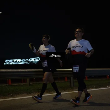 Runner Photo 7356704