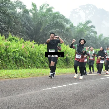 Runner Photo 7356739