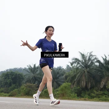 Runner Photo 7356770