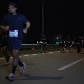 Runner Photo 7356789