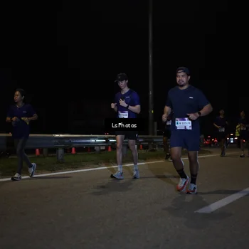 Runner Photo 7356797