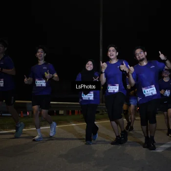 Runner Photo 7356803