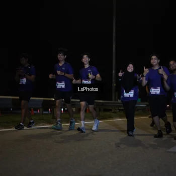 Runner Photo 7356811
