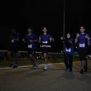 Runner Photo 7356813