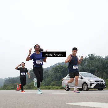 Runner Photo 7356855