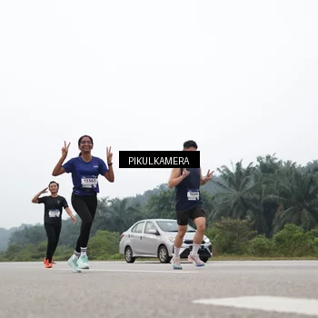 Runner Photo 7356871