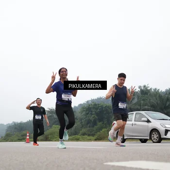 Runner Photo 7356898