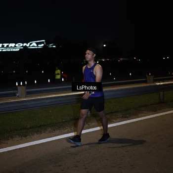 Runner Photo 7356929