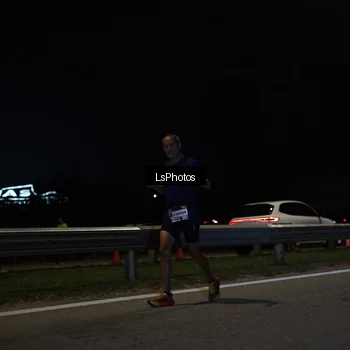 Runner Photo 7356945