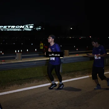 Runner Photo 7356950