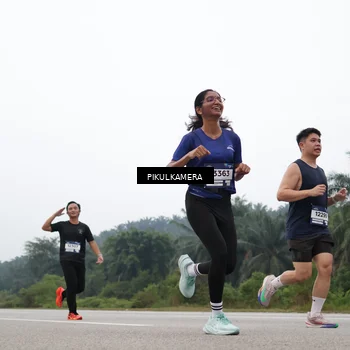 Runner Photo 7356968