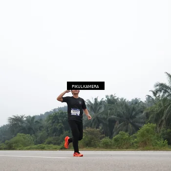 Runner Photo 7356978