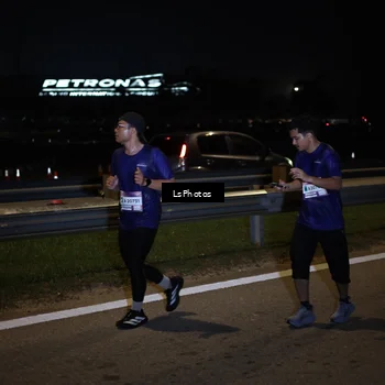 Runner Photo 7356979